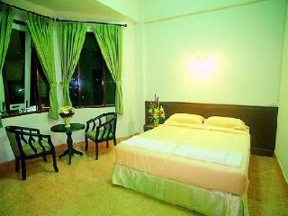 Hostel Thaksin Grand *